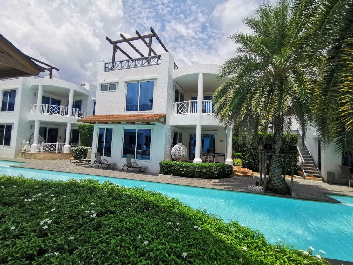 The Verona Villa HHQ Exterior foto
